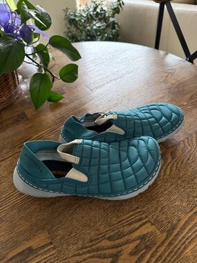 Merrell Kids Teal Quilted Slip-On Sneakers
